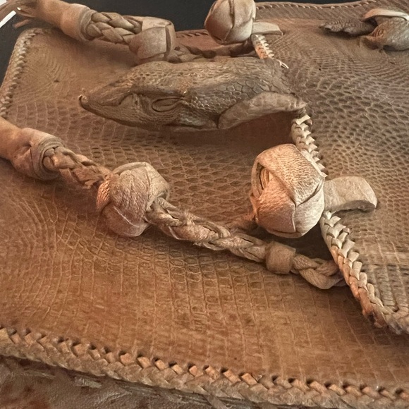 Handmade Gator or Lizard Vintage Genuine Leather Bag - Picture 6 of 8